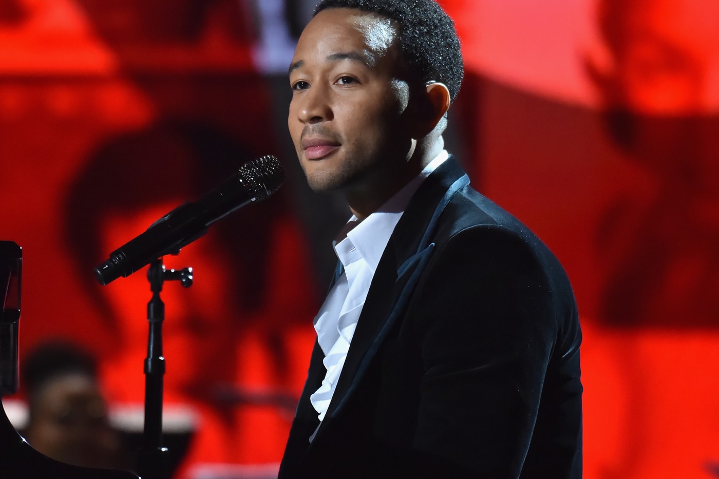 john-legend-the-roots-featuring-black-thought-hard-times