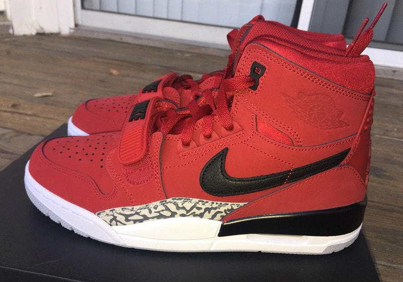 Jordan Legacy 312 Toro October Red sneaker Michael Jordan Nike Jordan Brand
