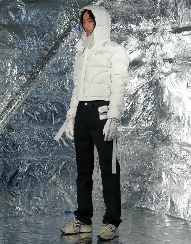 KANGHYUK Fall Winter 2018 Collection 4 Release white Long Jacket With Gloves Half Parka windbreaker jumper streetwear editorial lookbook
