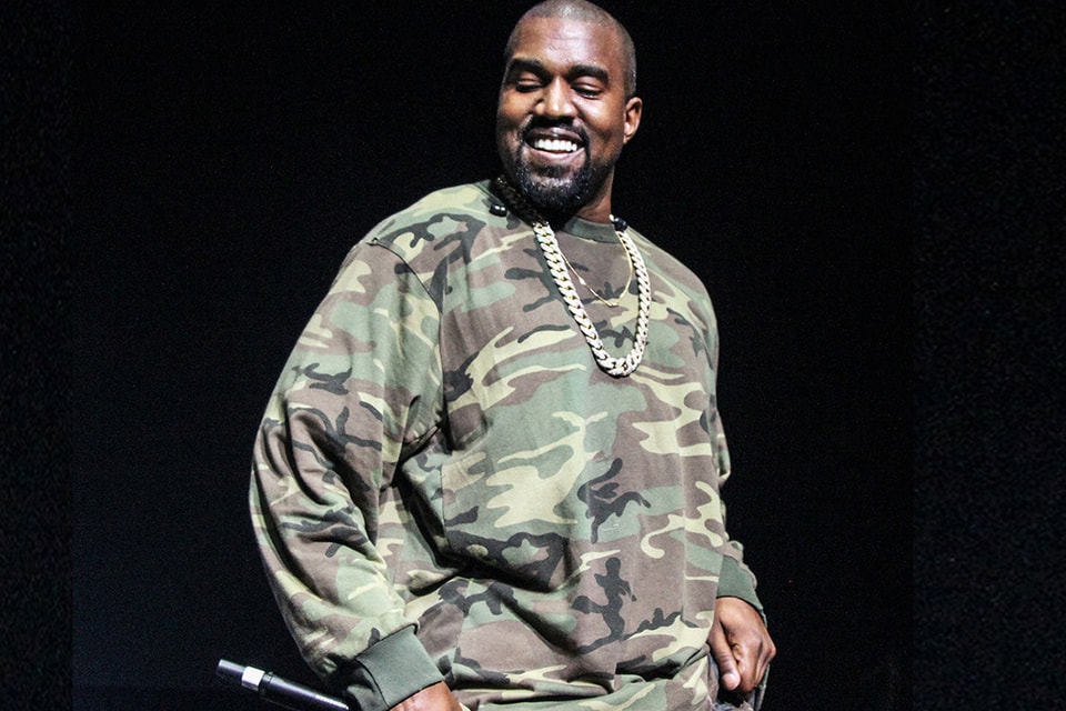 Kanye West Lil Pump Snl Performance Hypebeast - kanye west roblox costume