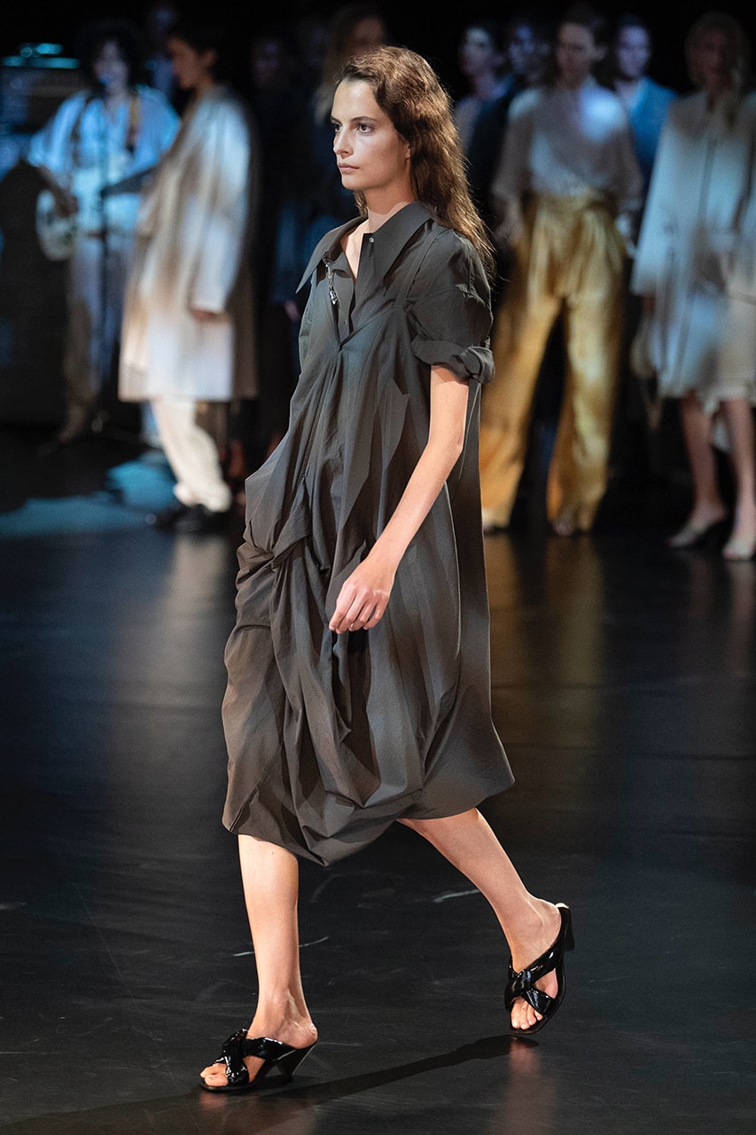 Lemaire Spring Summer 2019 Collection Paris Fashion Week runway show womenswear Sarah-Linh Tran men runway paris fashion week