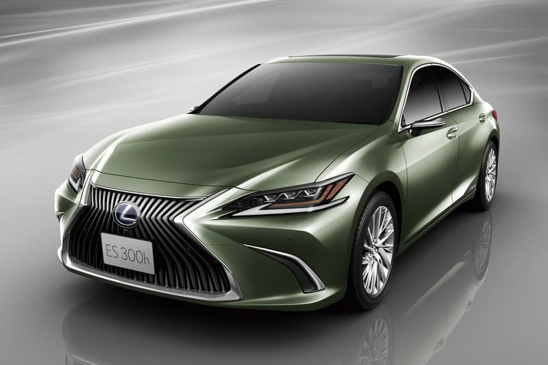 Lexus ES 2019 Side Mirrors Cameras replace switch swap mass production car vehicle japan october 2018 release buy