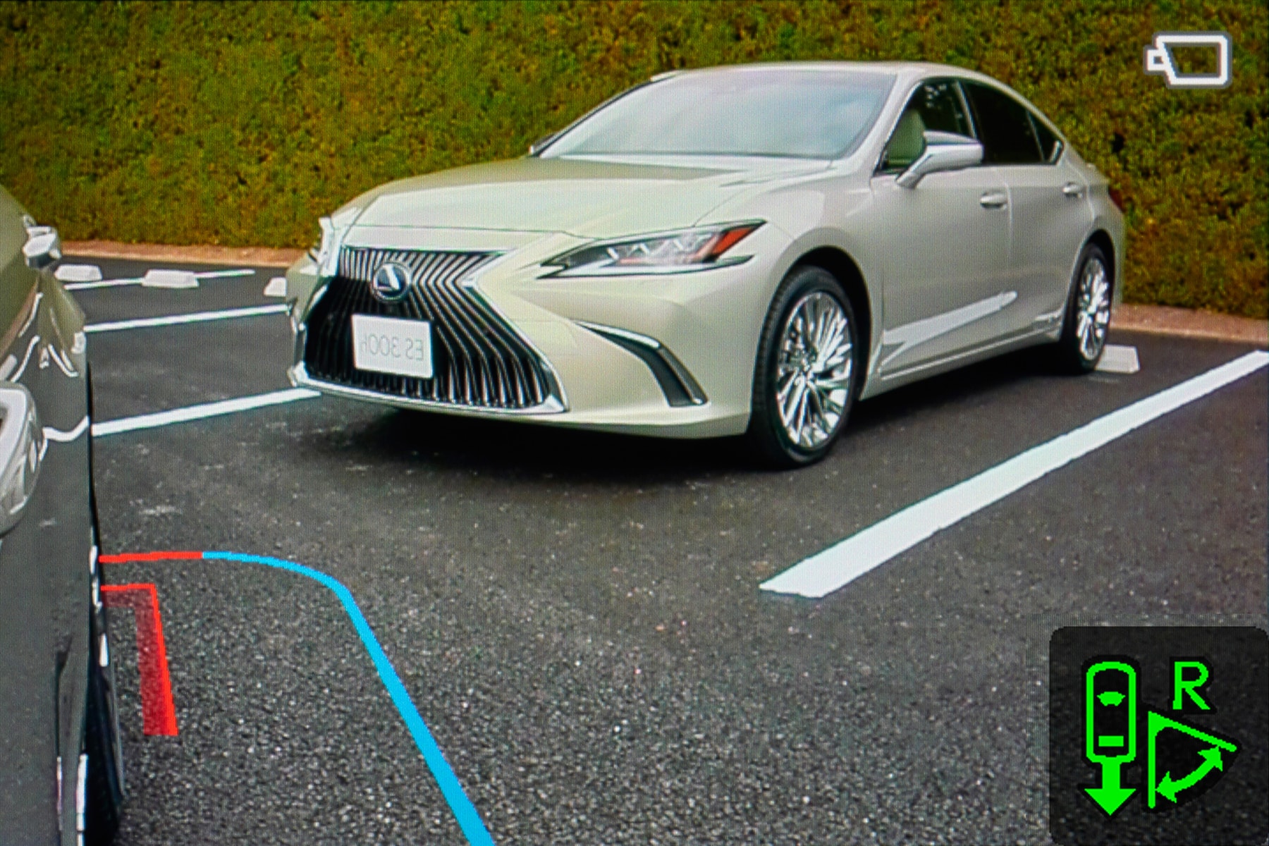 Lexus ES 2019 Side Mirrors Cameras replace switch swap mass production car vehicle japan october 2018 release buy