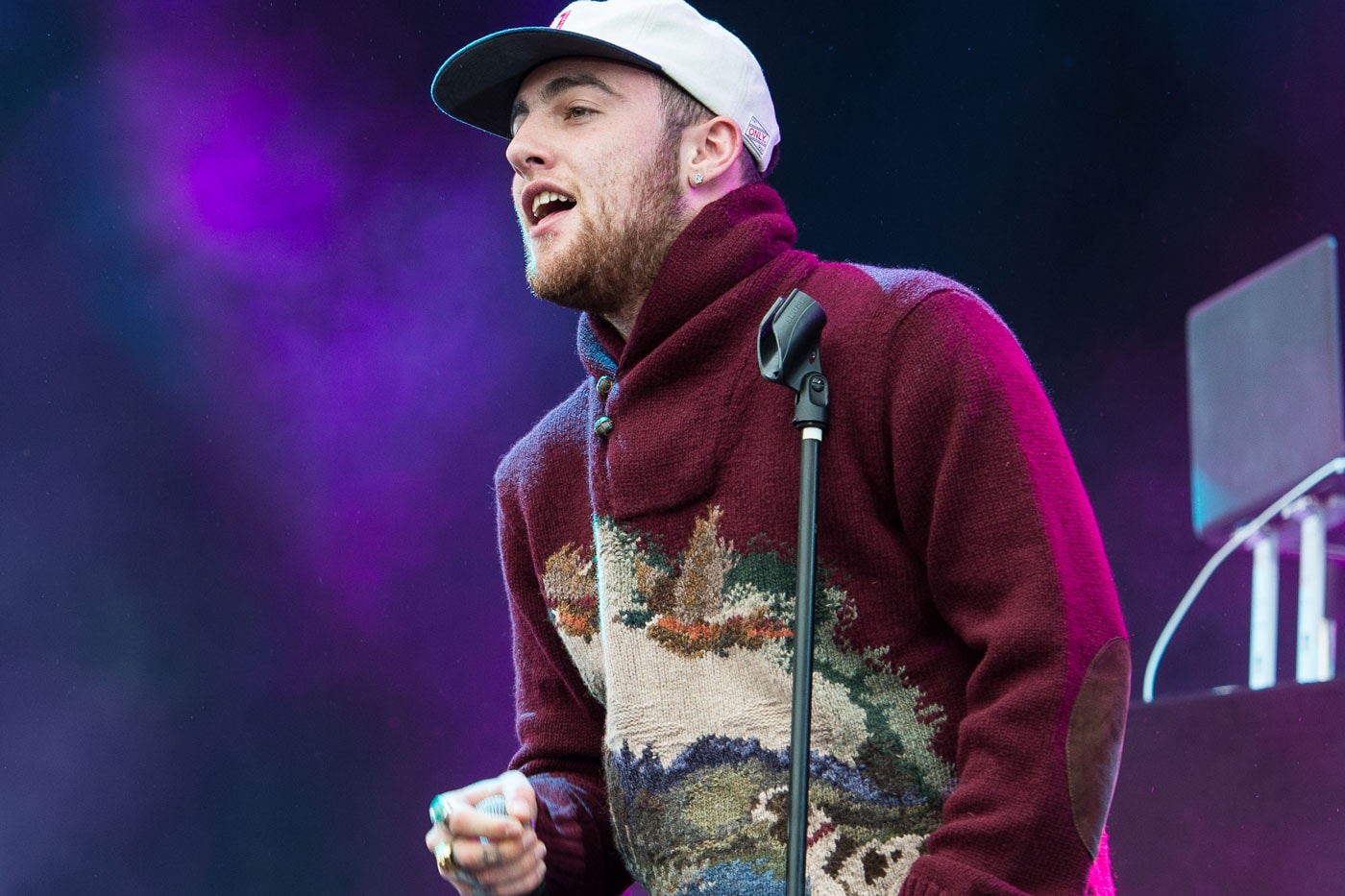 mac miller passing music 2018 september swimming best day ever go:od am blue slide park the divine feminine watching movies with the sound off macadelic