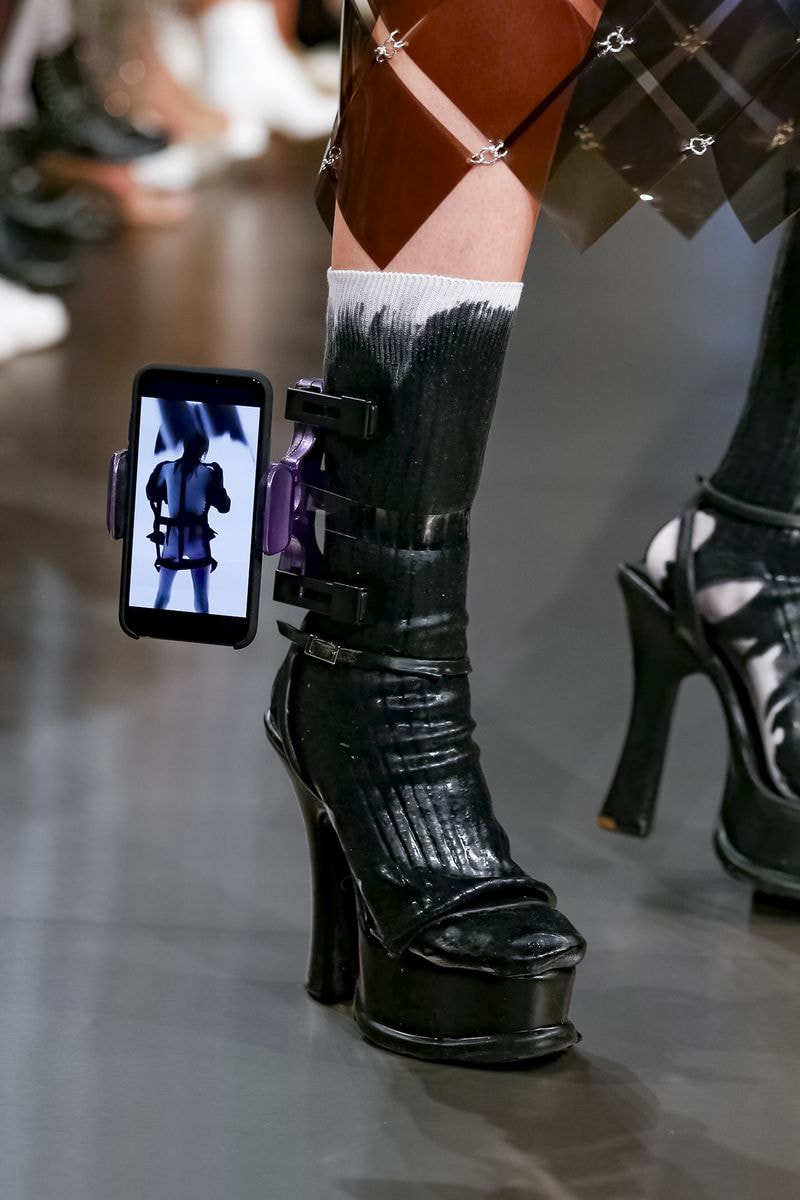 Maison margiela spring summer 2019 runway show presentation collection womens mens genderless john galliano martin iphone boots shoes bags