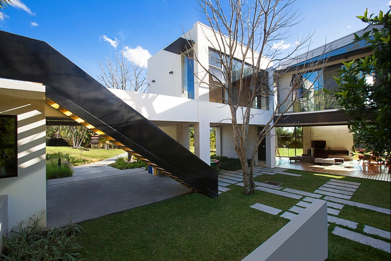 MENARI Residence Ecostudio Architects Alajuela Costa Rica Homes Houses Living Area Modern Sleek Interior Exterior Design