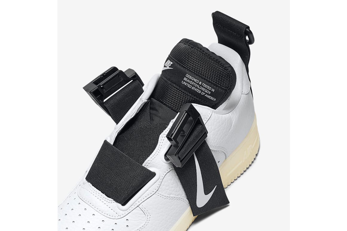Nike Air Force 1 Utility QS Glow-in-the 