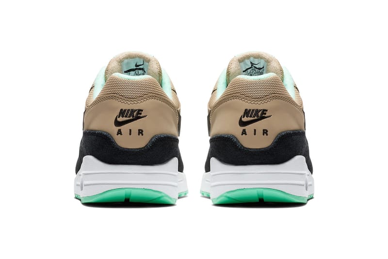 mint green nike air max