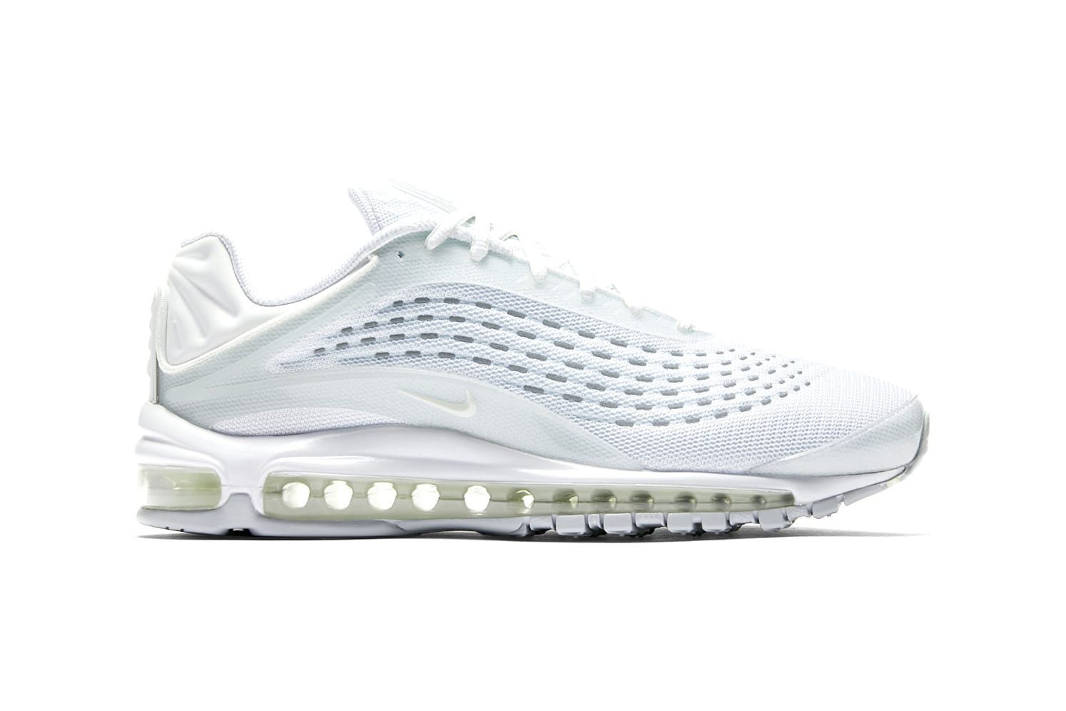 Nike Air Max Deluxe in Triple White 