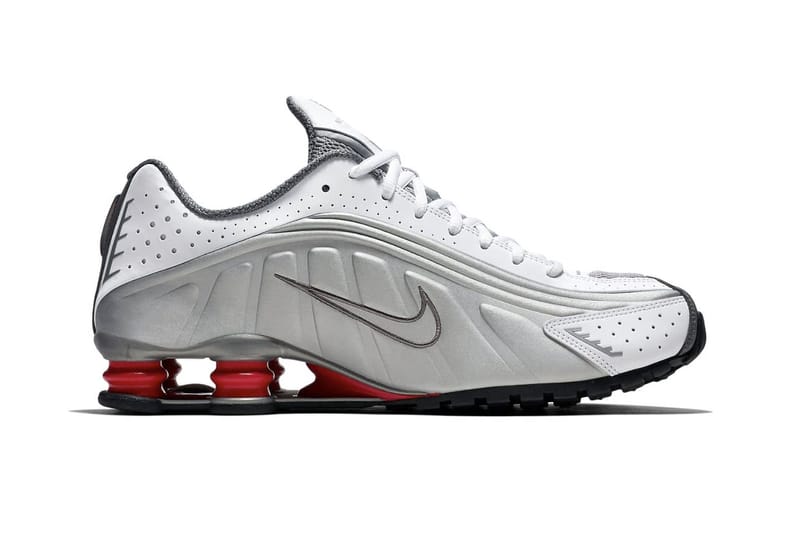 nike shox r4 silver blue