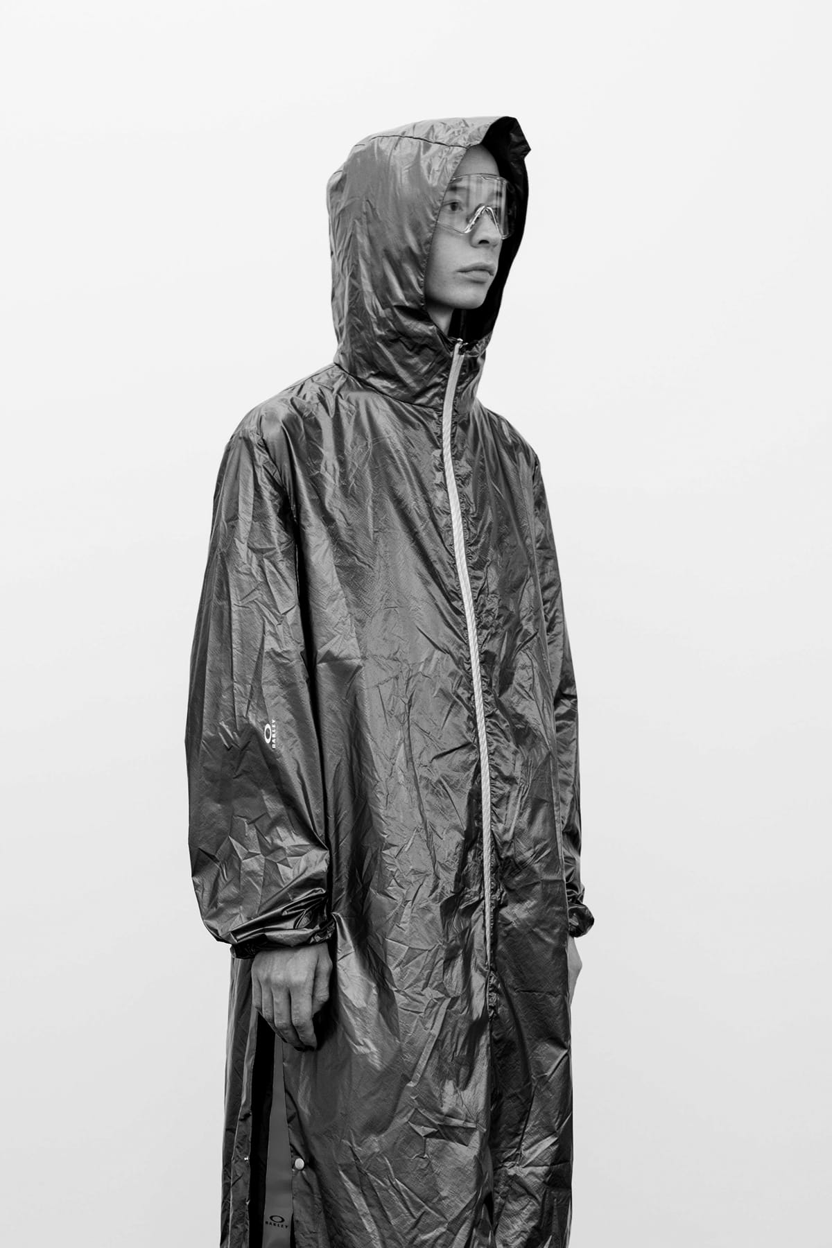 oakley raincoat