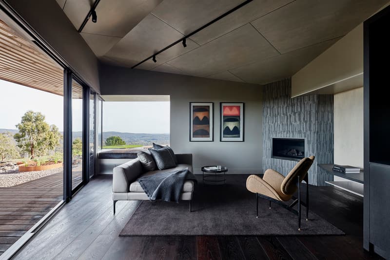 Oikos Breakneck Gorge Robert Nichol and Sons Architecture Modern Sleek Interior Exterior Design Homes Houses Living Space Room Inside Look