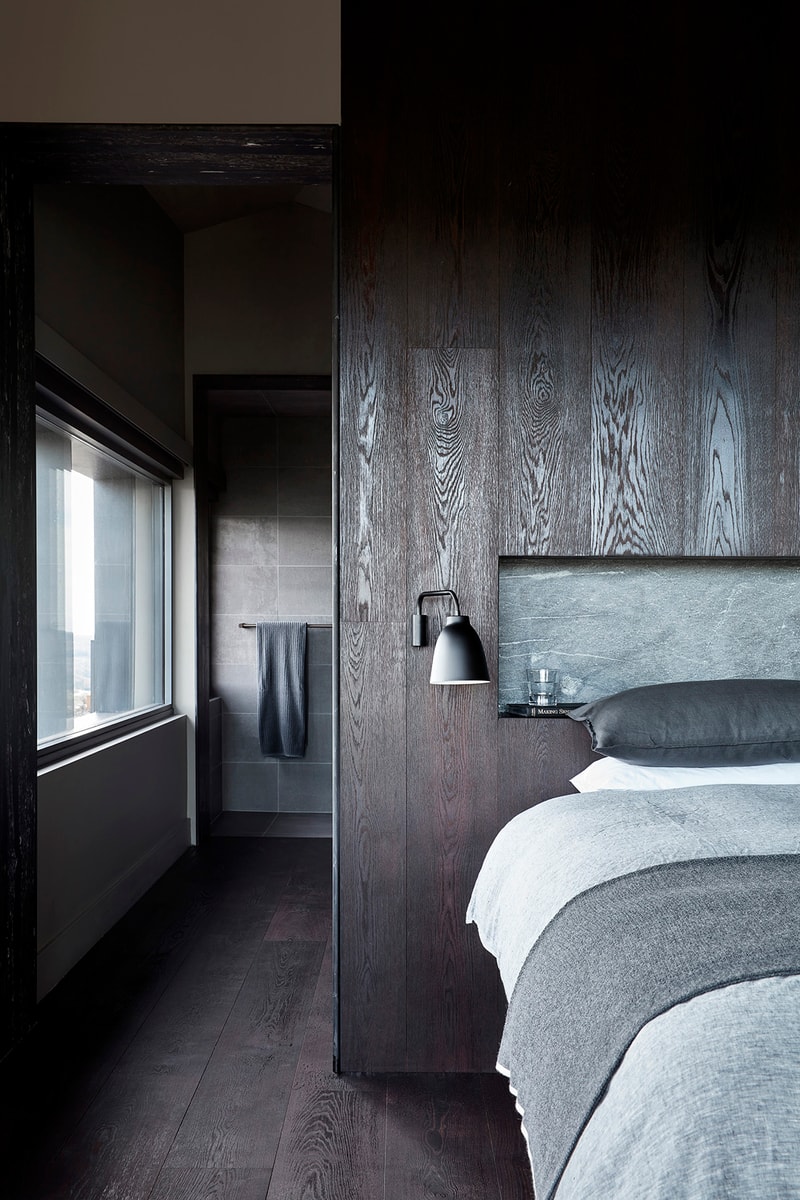 Oikos Breakneck Gorge Robert Nichol and Sons Architecture Modern Sleek Interior Exterior Design Homes Houses Living Space Room Inside Look