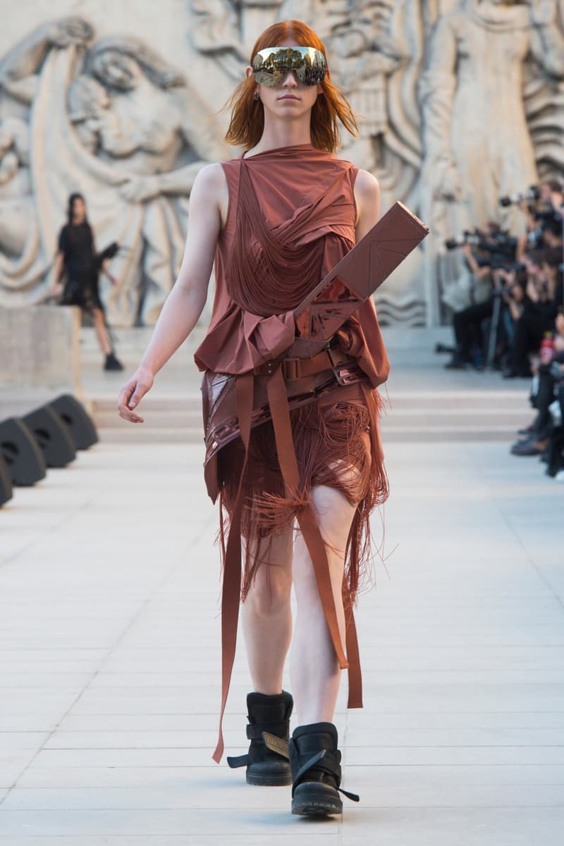 Rick Owens Spring/Summer 2019 Paris Fashion Week SS19 runway show womenswear fire burning set palais de tokyo american flag