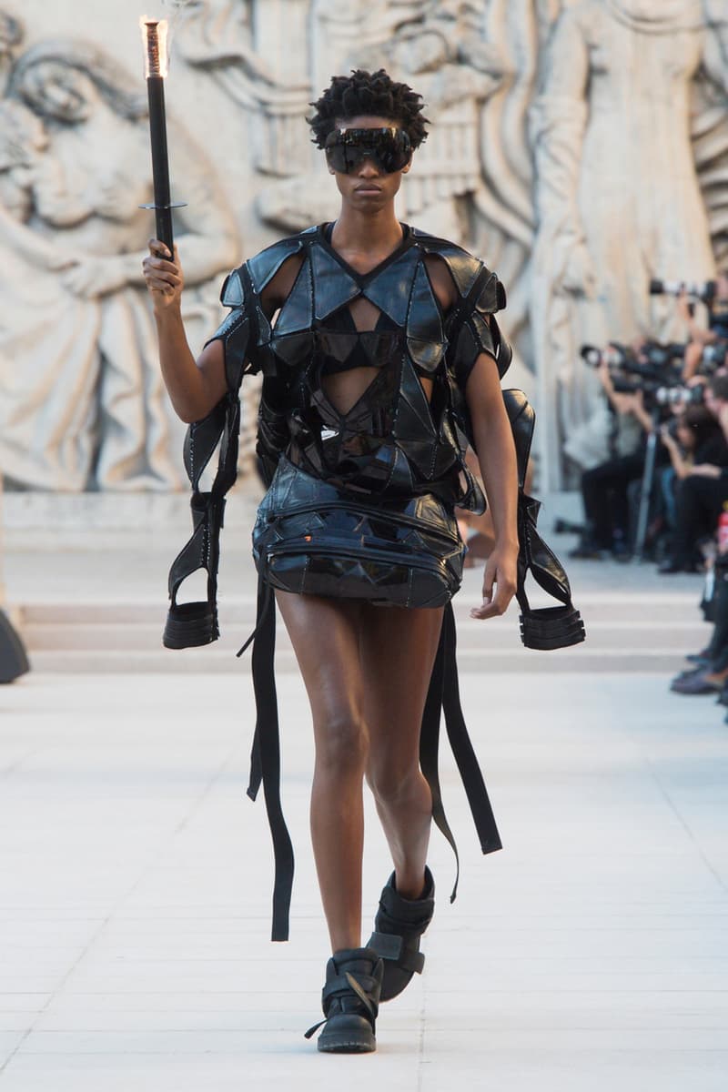 Rick Owens Spring/Summer 2019 Paris Fashion Week SS19 runway show womenswear fire burning set palais de tokyo american flag