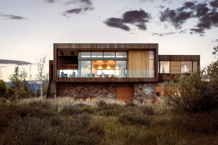 The "Teton Residence" Is the Perfect Isolated Retreat
