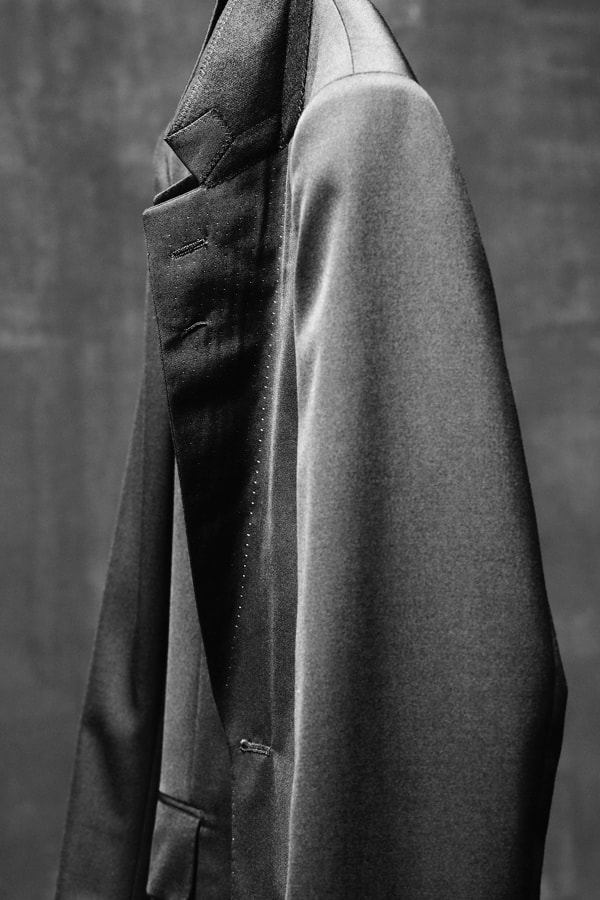 The Row Fall Winter 2018 collection menswear photographs new york mary kate ashley olsen reveal release date info details shoes wallet coat jacket tailoring suits