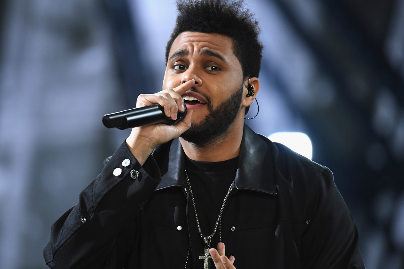 The Weeknd Releases New Song "Starboy" Featuring Daft Punk track apple music