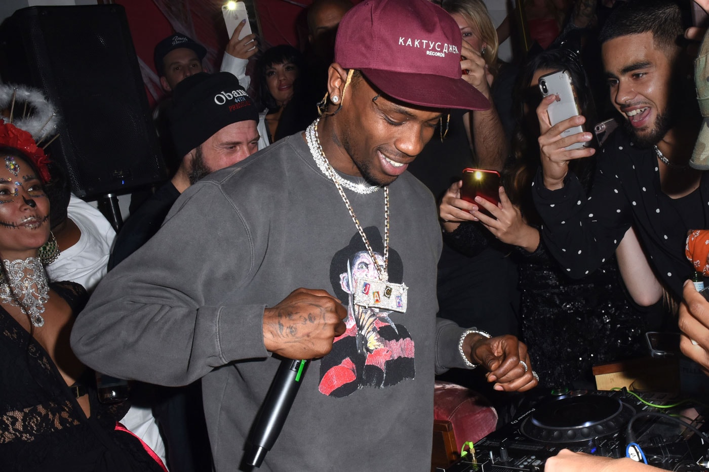 Travis Scott Maria I'm Drunk Single Featuring Young Thug Justin Bieber Has Hit Streaming Services
