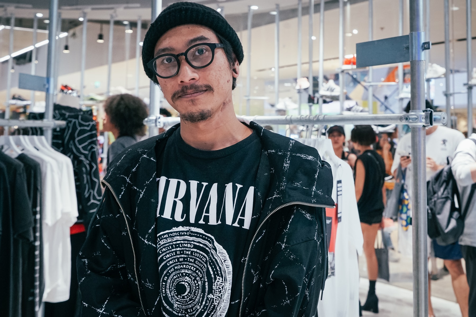 UPPERGROUND CentralWorld Flagship Opening Recap Thailand Bangkok Streetwear Street Fashion Carnival FR2 YIB Youths in Balaclava Chaotic Surf is Dead Takara Wong Poliquant Magic Stick Blackbarrett WVS Indigoskin SSAP