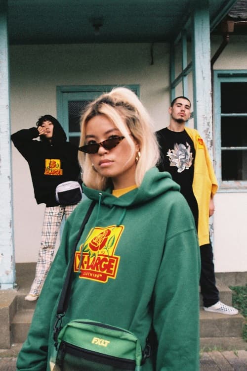 xlarge felt 2018 t shirt collaboration collection fall summer long sleeve tees white black yellow green hoodies dip dyed shoulder bag