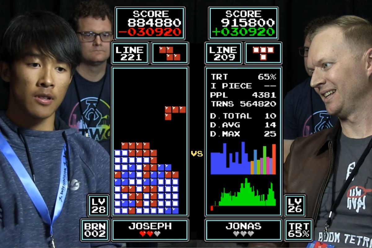 16-Year Old Jonas Neubauer Joseph Saelee 'Tetris' World Champion Nintendo World Championship Portland Retro Gaming Expo