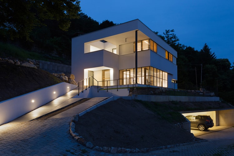 House NM Is a Cozy Blend of Contemporary Design & Nature