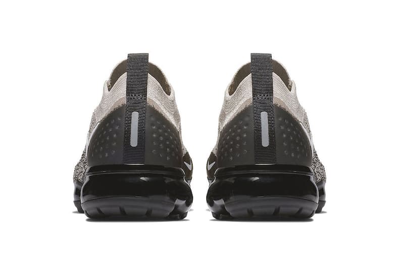 Nike Air VaporMax Moc 2 "Moon Particle" Release date november 2018 price white black sneaker colorway