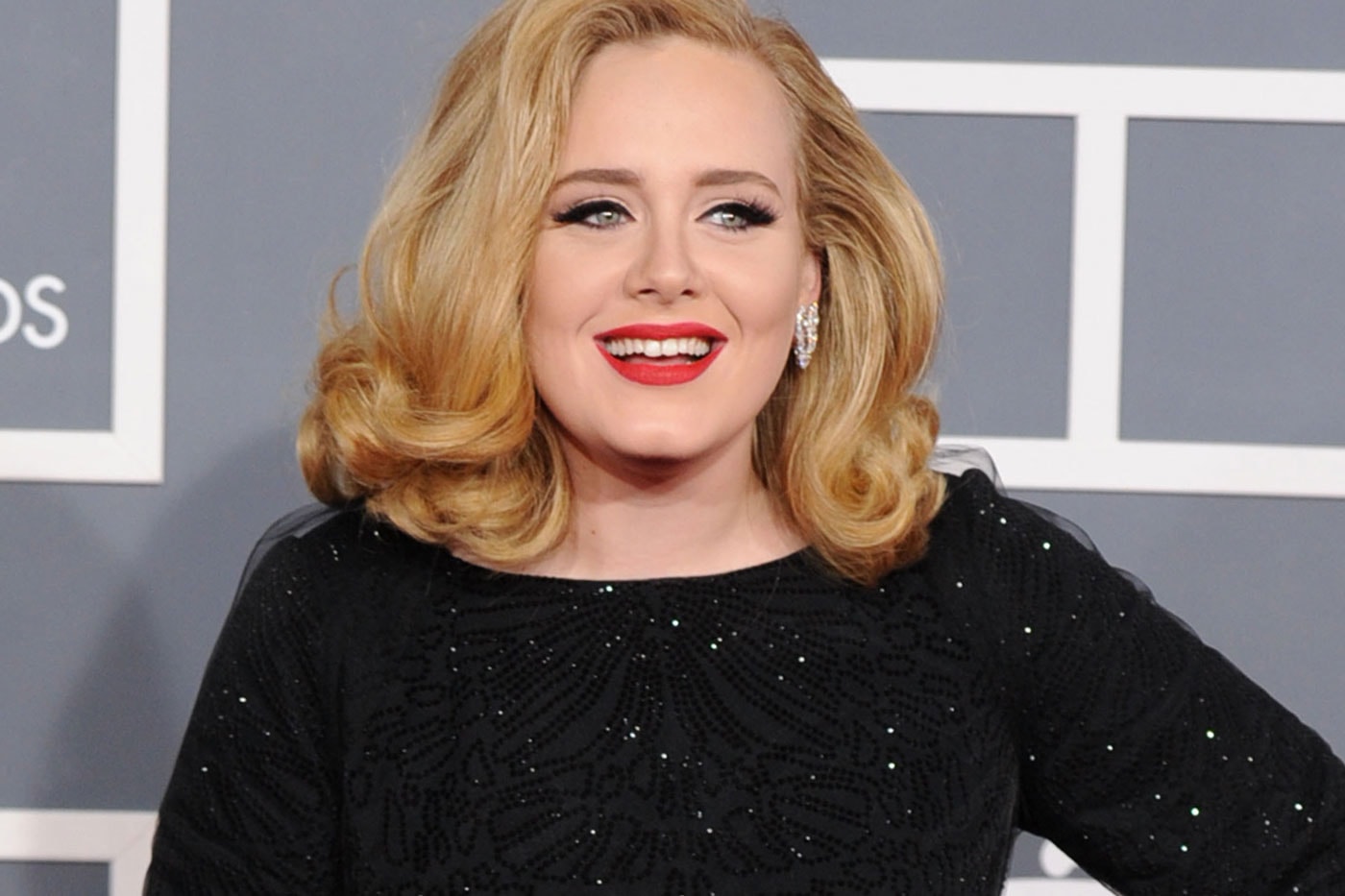 Adele's "Hello" Earns Strongest Video Debut of 2015
