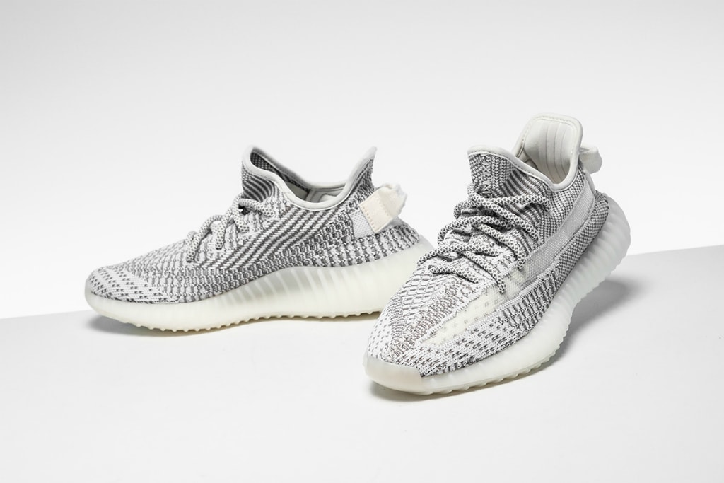 Closer Look adidas YEEZY BOOST 350 V2 Static pictures october 2018 release date buy price details retailers grey gray white kanye west sneakers