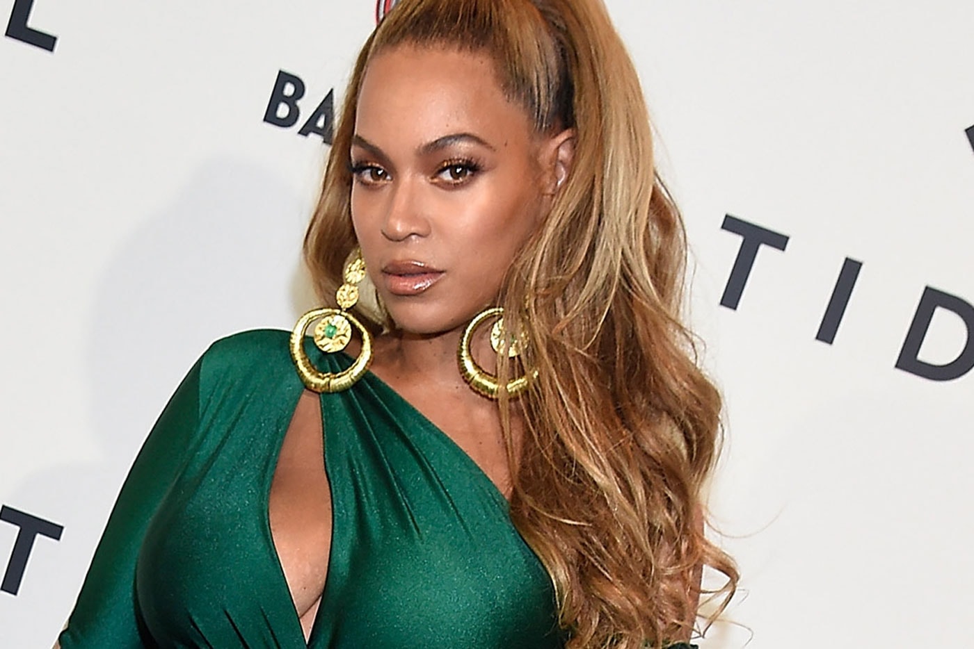 Beyoncé Reveals Her Pizza Preferences in New Cover Story Interview