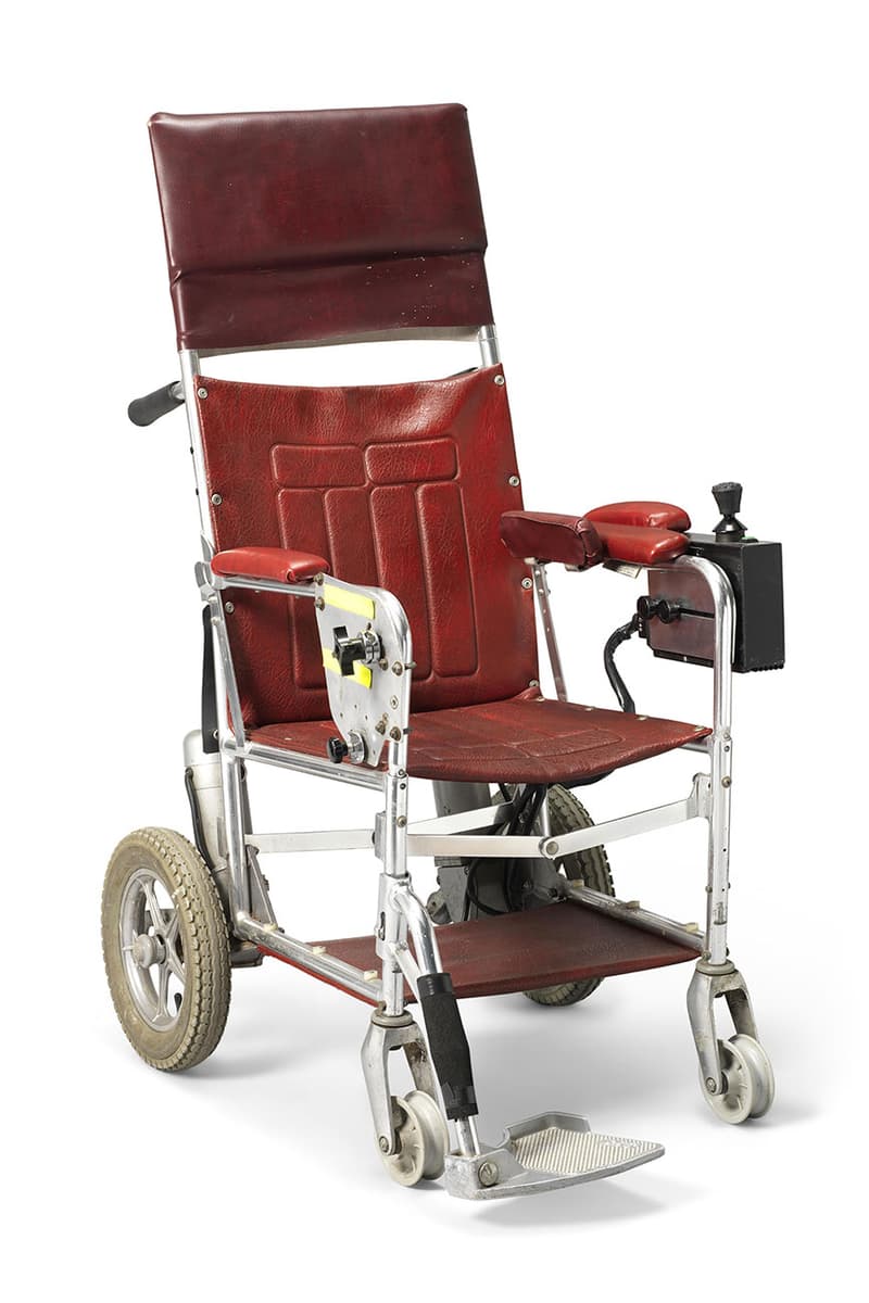 Christie's Stephen Hawking Auction Info On the Shoulders of Giants Newton Darwin Einstein Hawking science physics time travel black holes genius simpsons literature