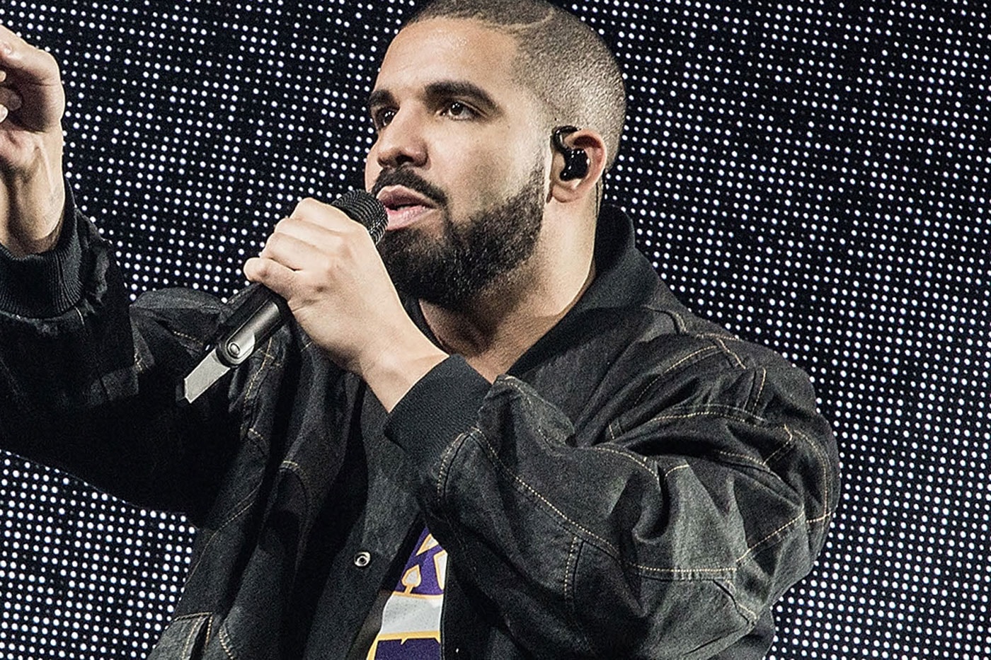 Drake's "Hotline Bling" Video Is Here