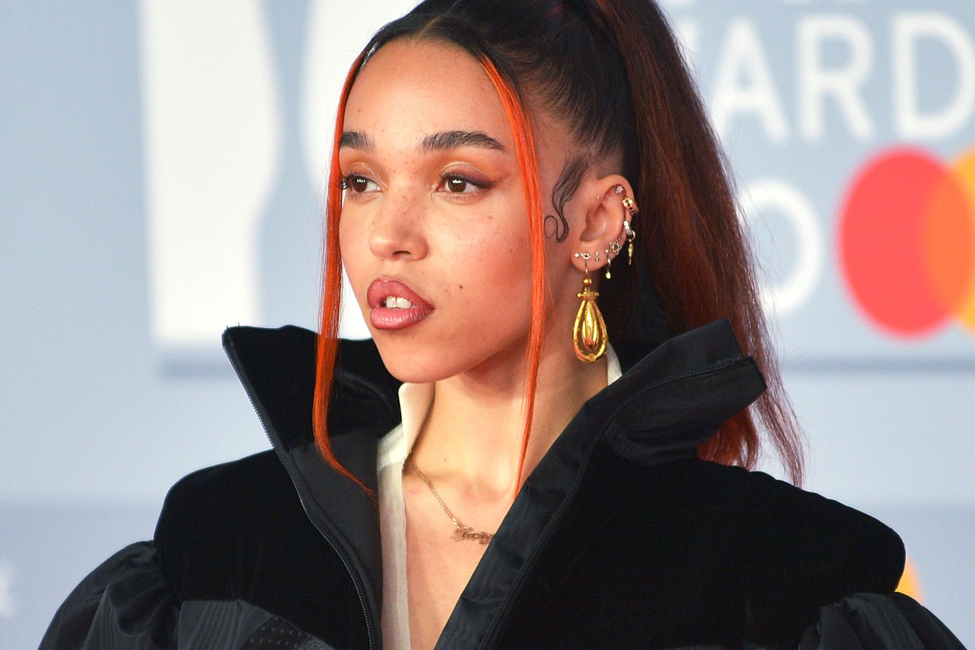 FKA twigs Covers the 2015 October "Nowstalgia" Issue of PAPER Magazine