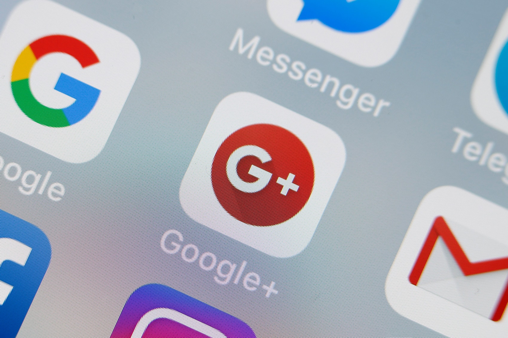 Google Shuts Down Its Google+ Social Network G Plus App Network Facebook Twitter Instagram Google+ API