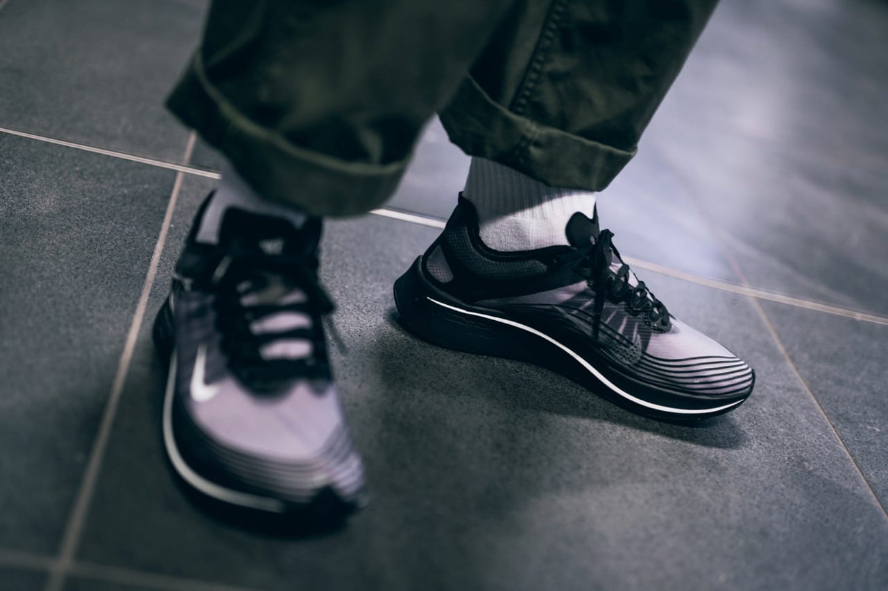 off white zoom fly black on feet