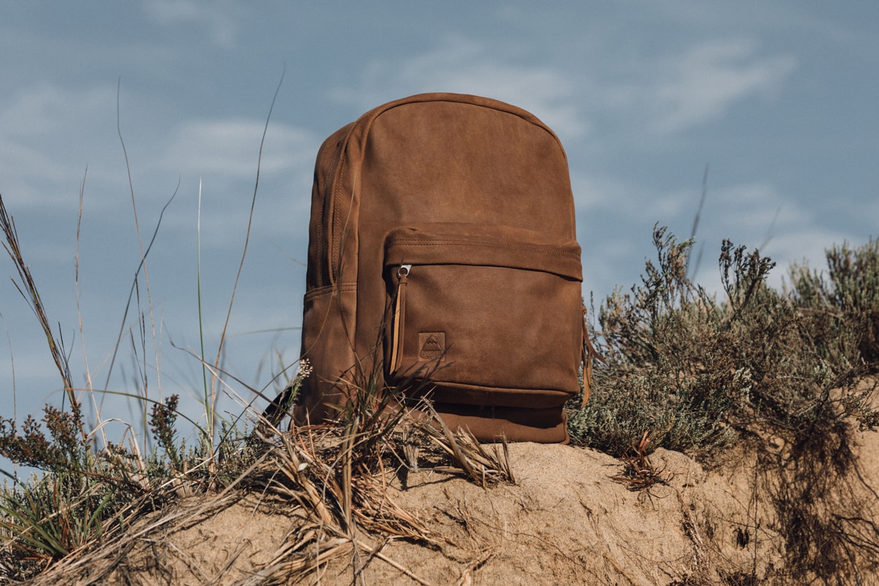 Jansport Desert collection lookbook  sand leather brown tan suede soft grey black backpack sidebag waistbag