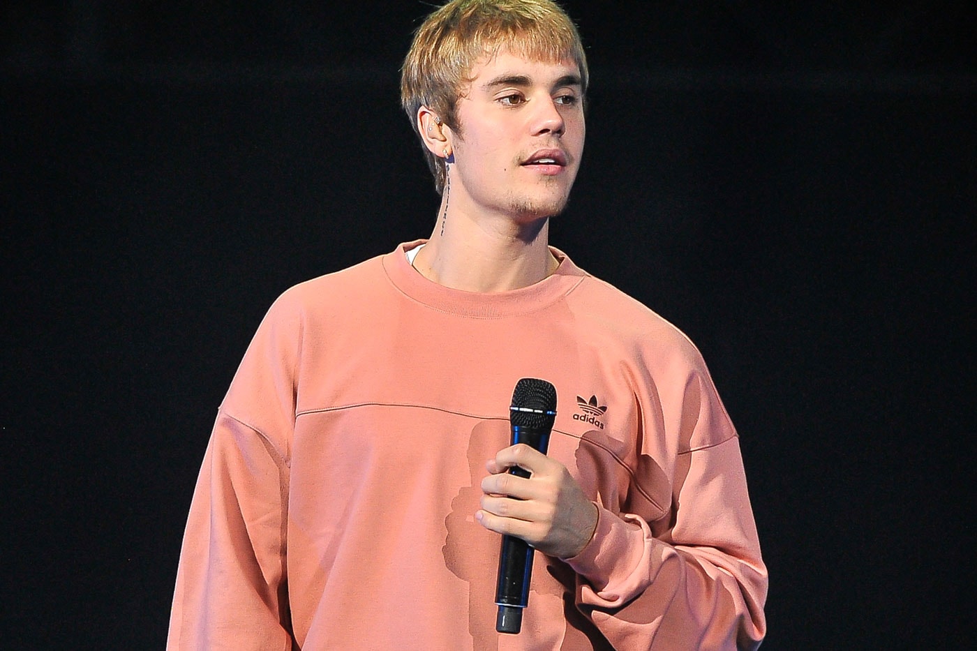 Justin Bieber Apology Letter for Manchester Tantrum Canada Concert Fans Screaming