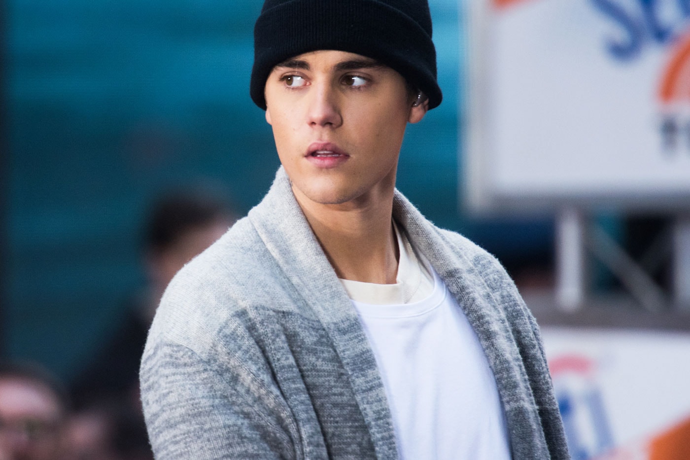 Justin Bieber Releases Dance Video for "Sorry"