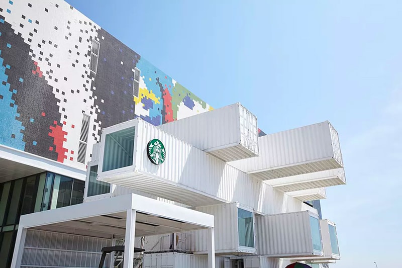 Starbucks Shipping Containers construction Taiwan Hualien Bay Mall architecture