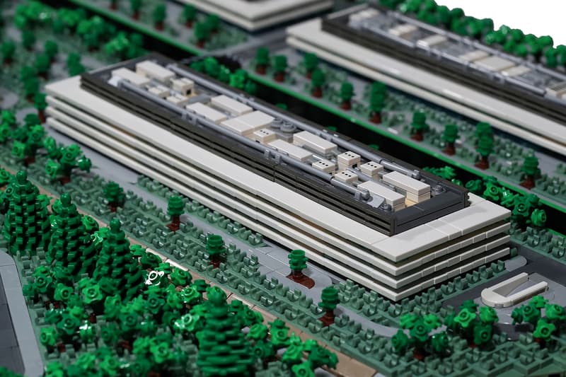 LEGO Apple Cupertino Campus recreated Spencer Rezkalla Santa Clara Valley model build design blocks tim cook steve jobs scale bricks california foster partners