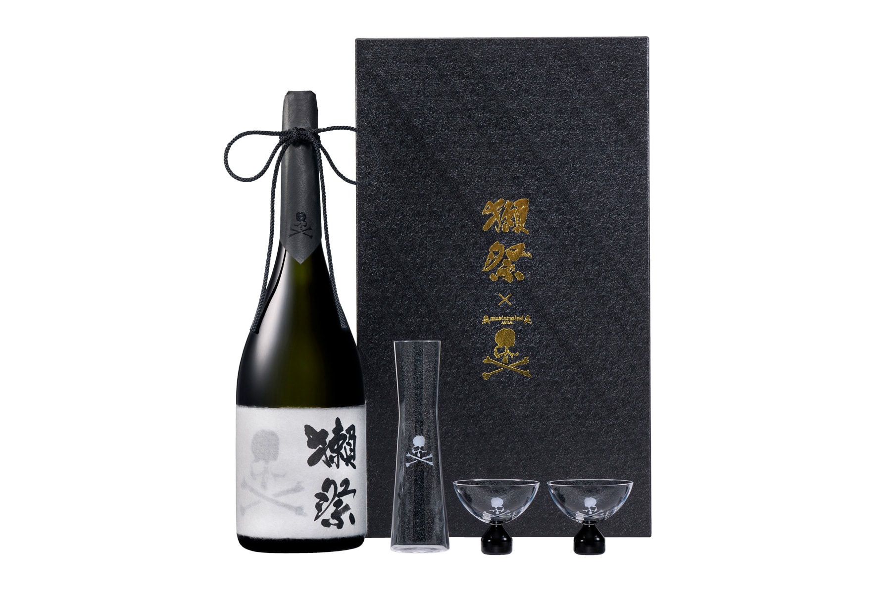 mastermind Japan x Dassai Sake Collection collaboration liquor bottle 720 ml 2300 ml packaging price release date info price malaysia isetan the japan store