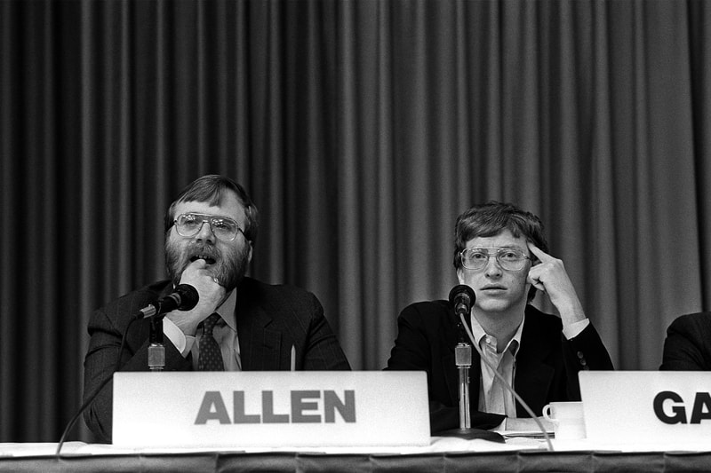 Paul Allen of Microsoft Passed Away Cancer Tech Bill Gates  Seattle CEO of Vulcan non-Hodgkin’s lymphoma eattle Seahawks NFL Portland Trail Blazers NBA tech IBM 