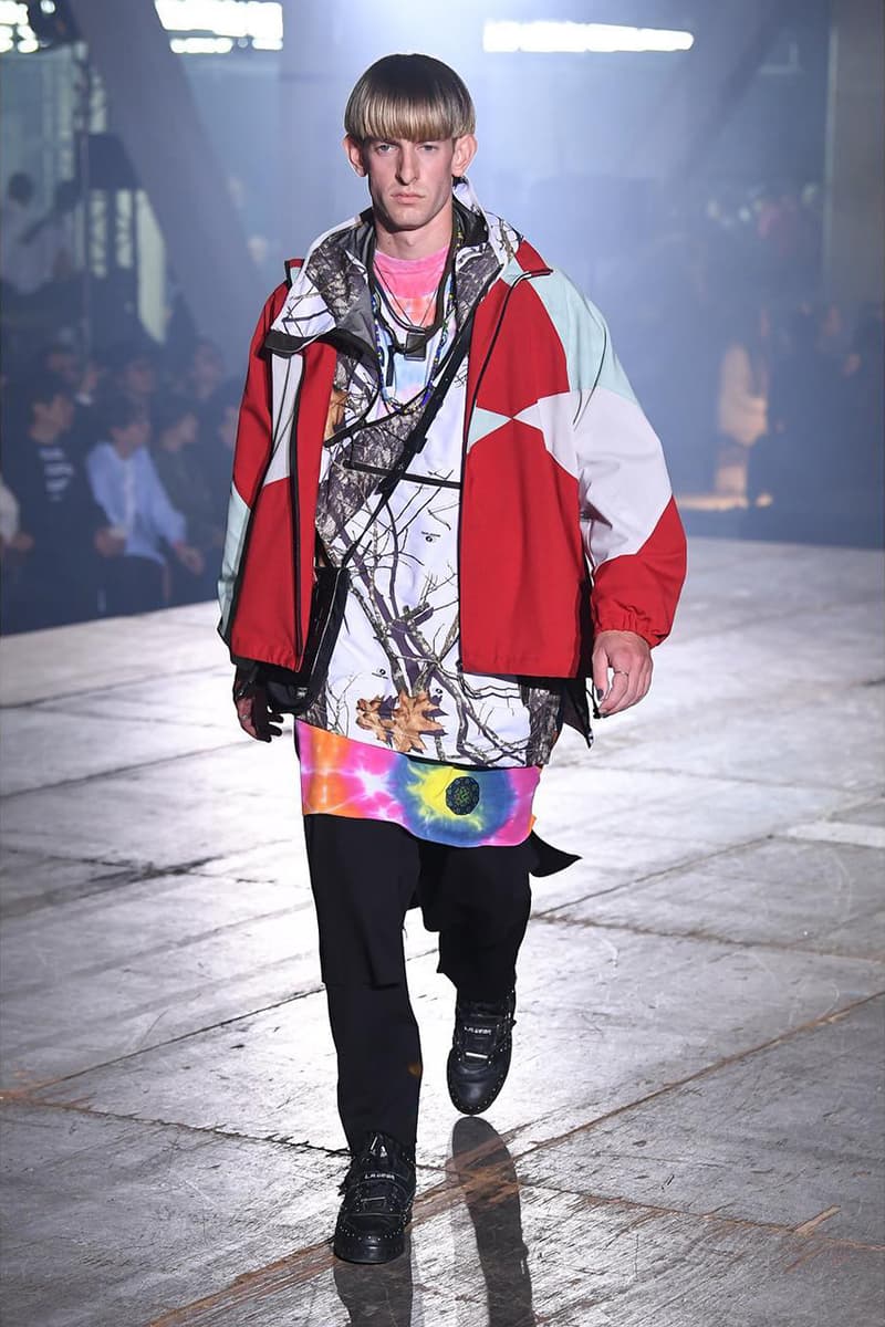 n hoolywood tokyo fashion week amazon japan october 6 2018 spring summer 2019 runway show presentation umbro garfield capitalist casualties the exorcist tie dye daisuke obana collection