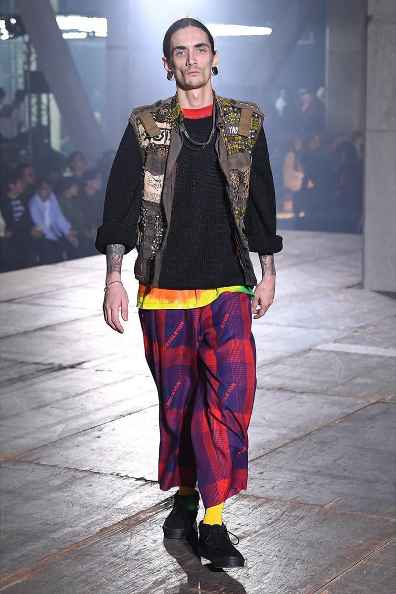 n hoolywood tokyo fashion week amazon japan october 6 2018 spring summer 2019 runway show presentation umbro garfield capitalist casualties the exorcist tie dye daisuke obana collection