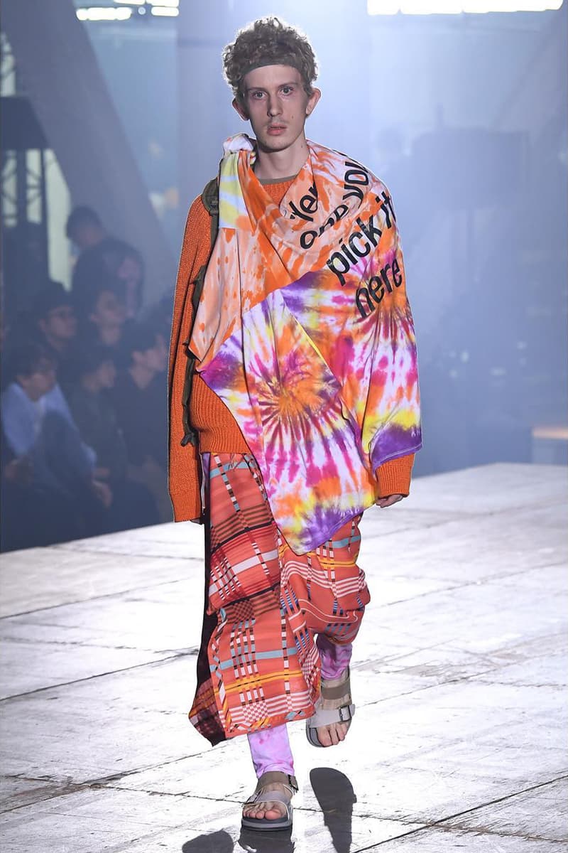 n hoolywood tokyo fashion week amazon japan october 6 2018 spring summer 2019 runway show presentation umbro garfield capitalist casualties the exorcist tie dye daisuke obana collection