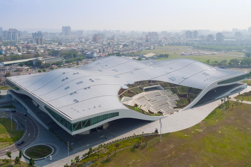 National Kaohsiung Center for the Arts taiwan weiwuying world's largest performance arts center mecanoo architecture photos