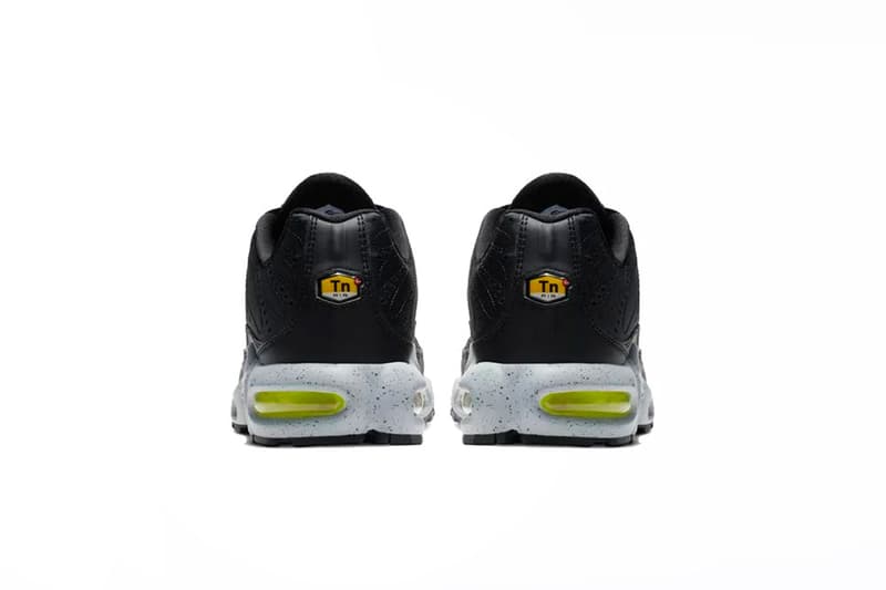 nike air max plus prm premium black matte silver volt full volt matte silver