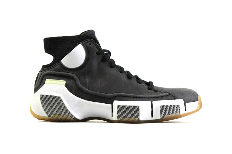 Nike Kobe 1 Prototype First Look Kobe Bryant zoom protro sneaker 2005 vintage unreleased kobe bryant sample 