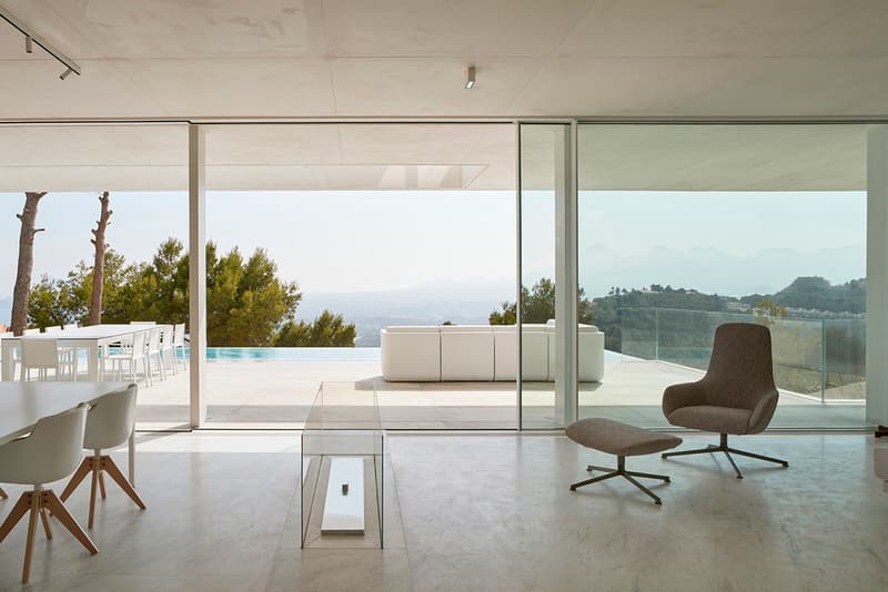 Oslo House Ramon Esteve Estudio Alicante Spain Architect Architecture Homes Houses White Sleek Modern Interior Exterior Swimming Pool Design